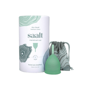 Chelsea Leyland chooses Saalt Cup as one of her essential products on Semaine